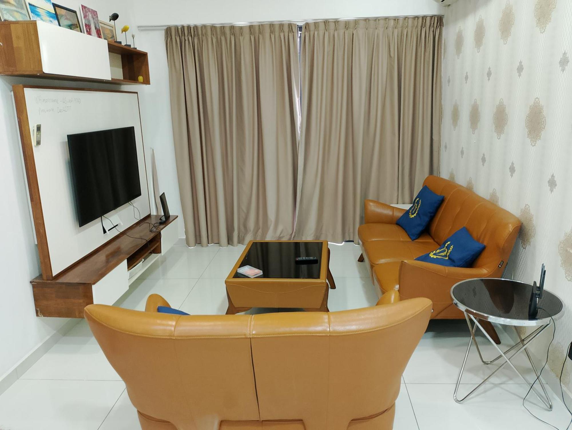 Appartamento Country Garden Danga Bay Johor Bahru Esterno foto