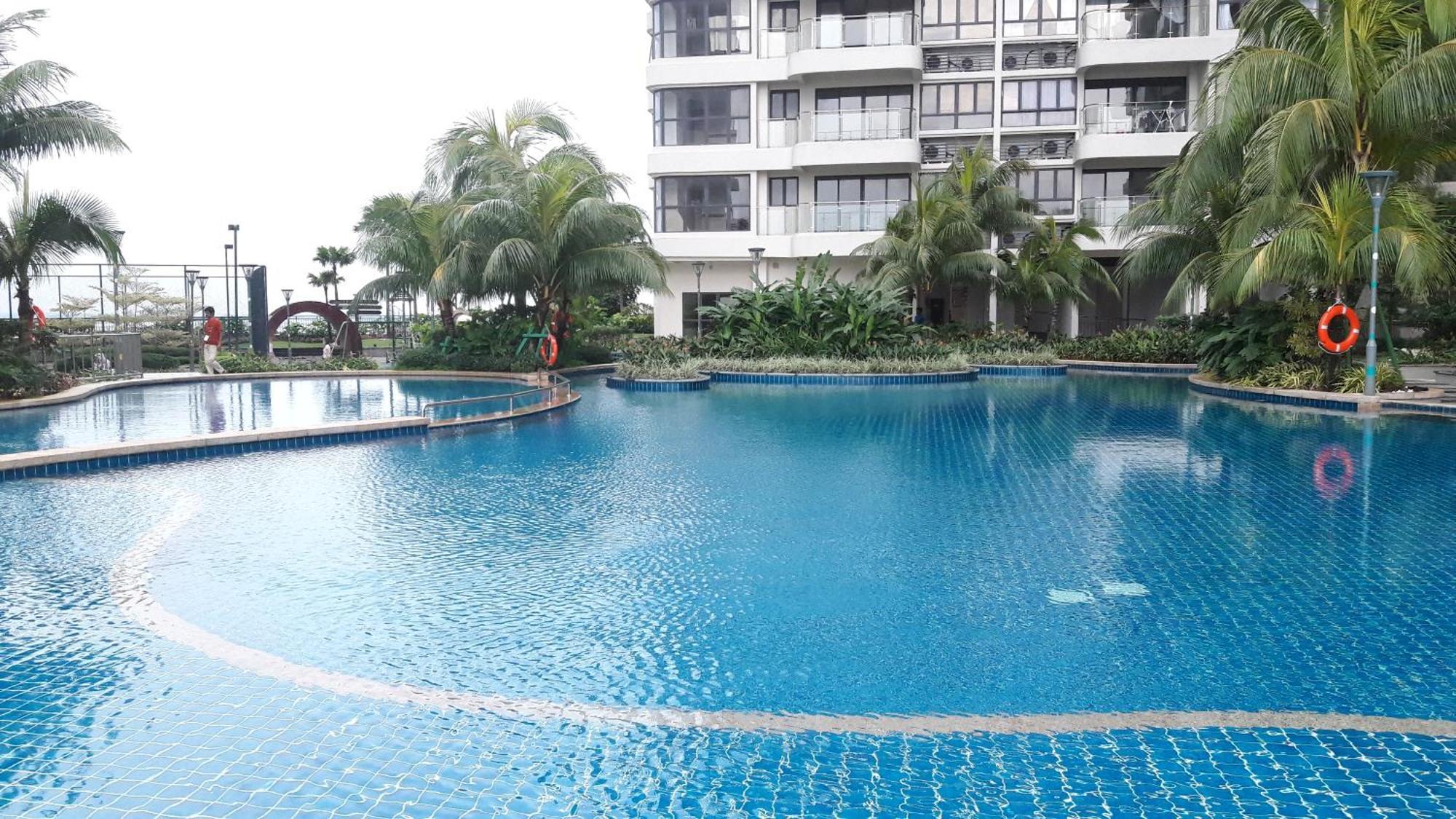 Appartamento Country Garden Danga Bay Johor Bahru Esterno foto