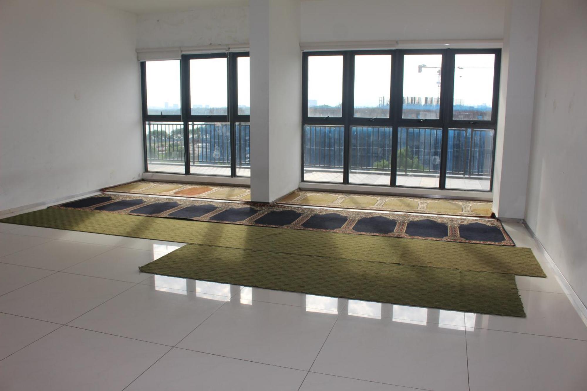 Appartamento Country Garden Danga Bay Johor Bahru Esterno foto