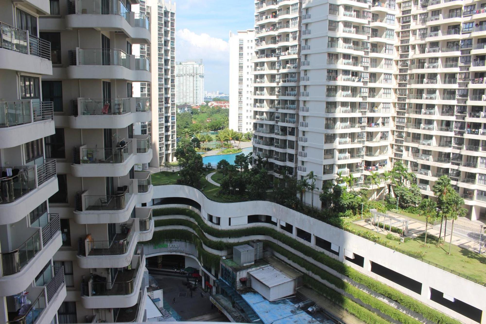 Appartamento Country Garden Danga Bay Johor Bahru Esterno foto