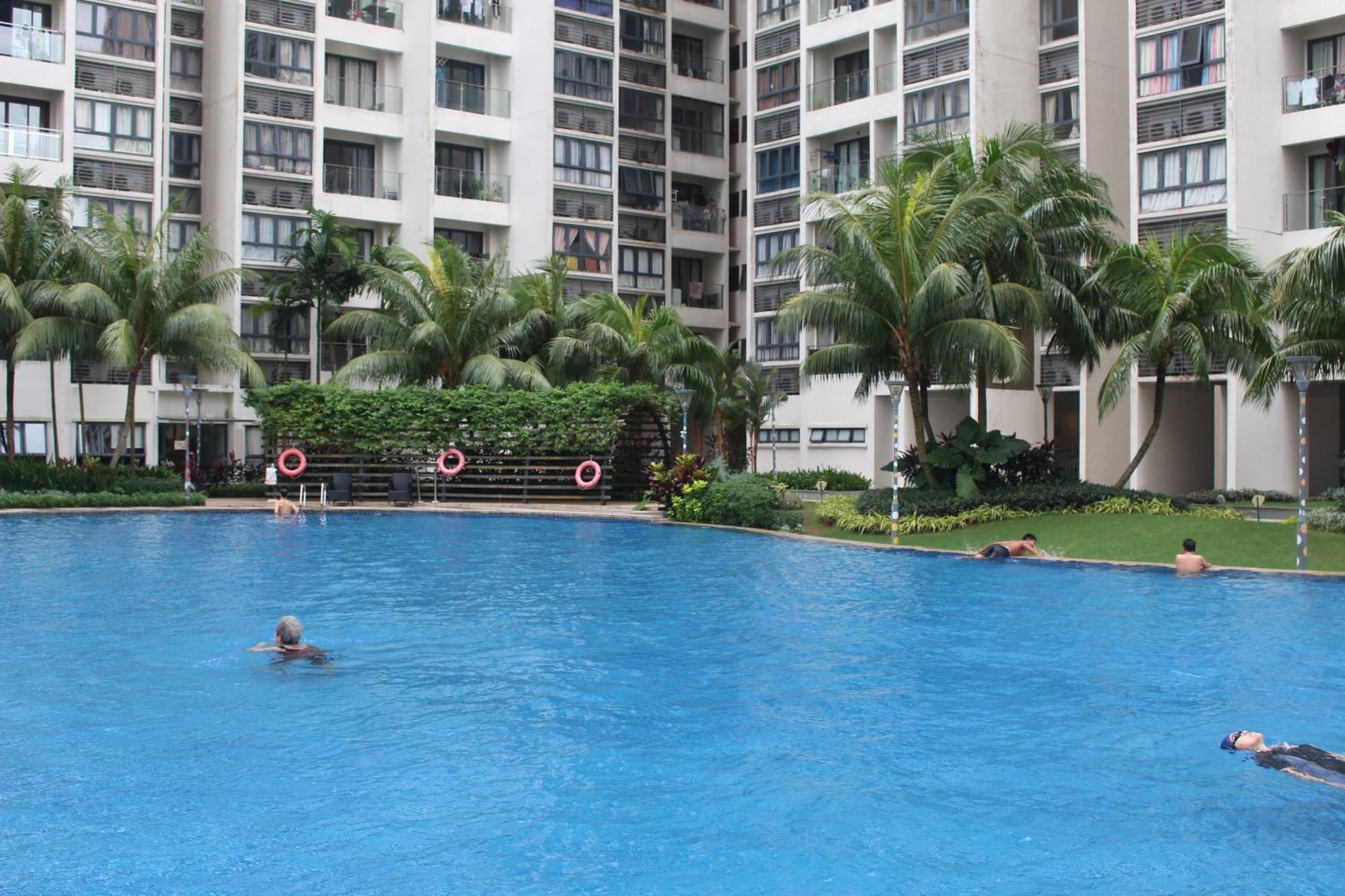 Appartamento Country Garden Danga Bay Johor Bahru Esterno foto