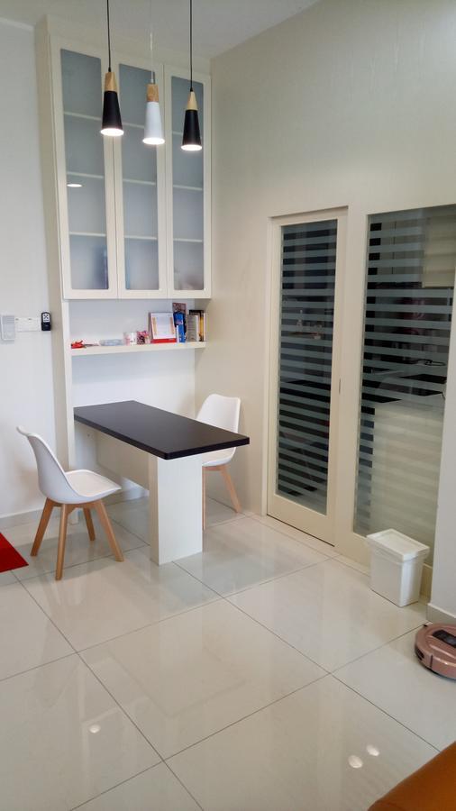 Appartamento Country Garden Danga Bay Johor Bahru Esterno foto