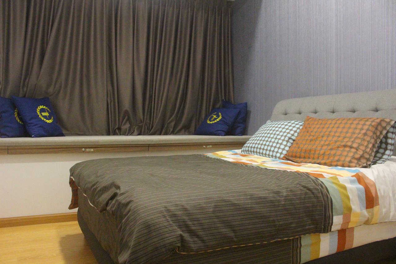 Appartamento Country Garden Danga Bay Johor Bahru Esterno foto