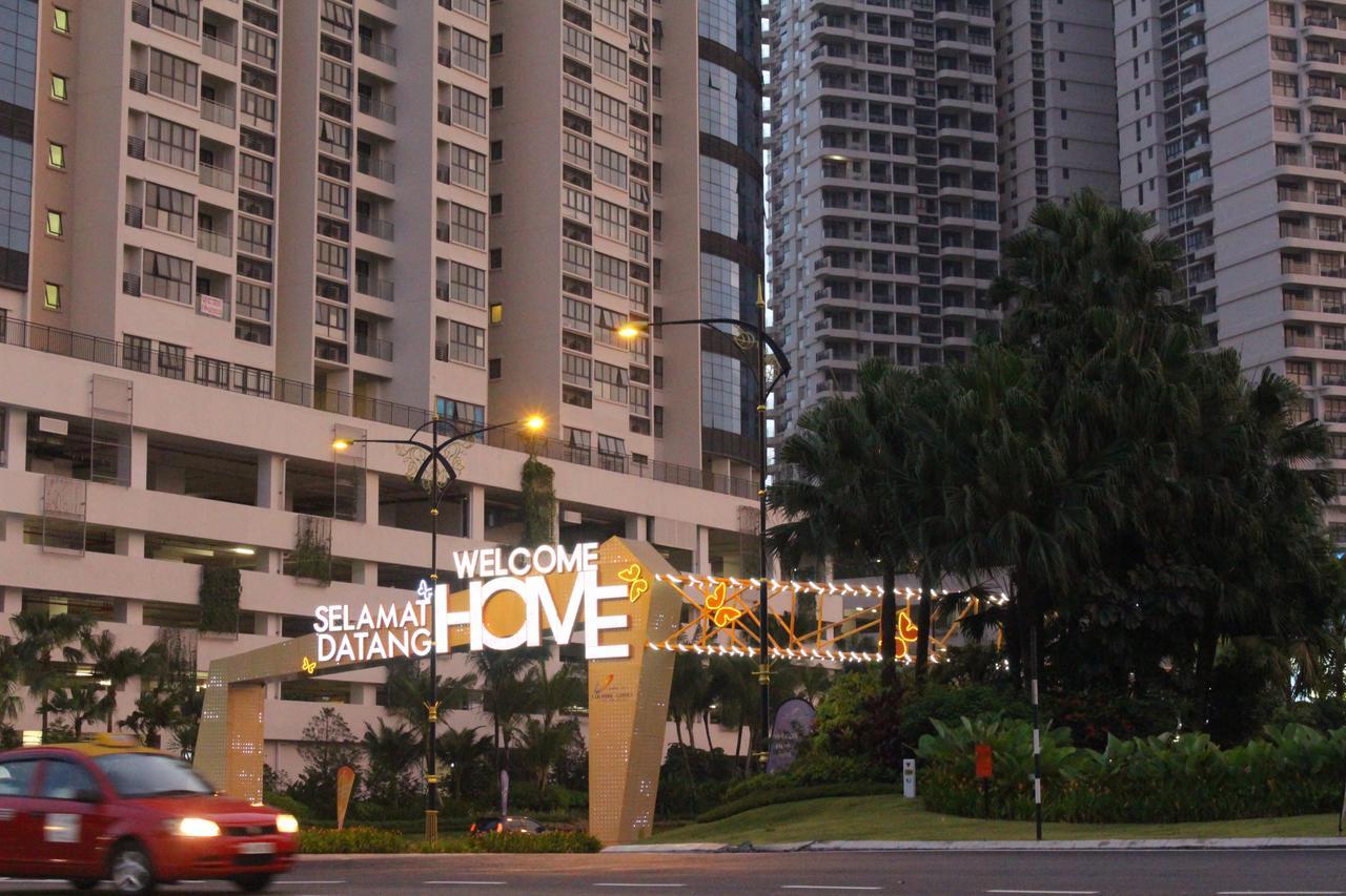 Appartamento Country Garden Danga Bay Johor Bahru Esterno foto